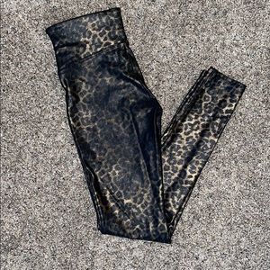Spanx Leopard Print Faux Leather Leggings Sz M